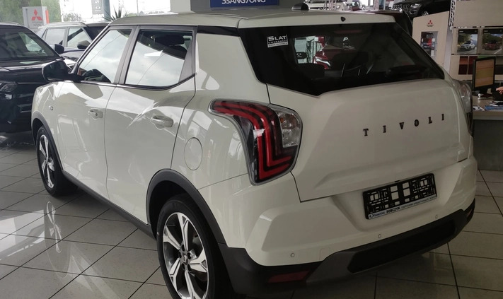 SsangYong Tivoli cena 94400 przebieg: 5, rok produkcji 2023 z Łochów małe 29